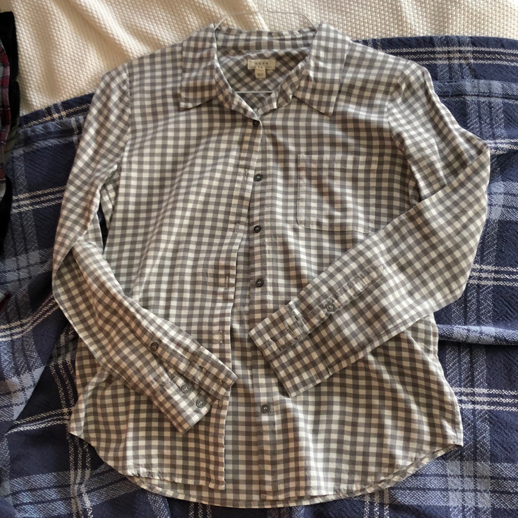 Soft Button Down